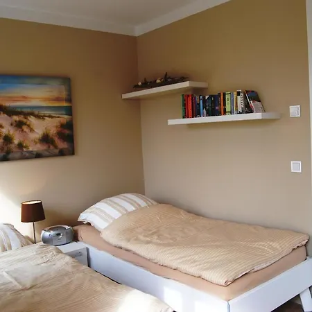 아파트 Ferienwohnung Mit Balkon In *